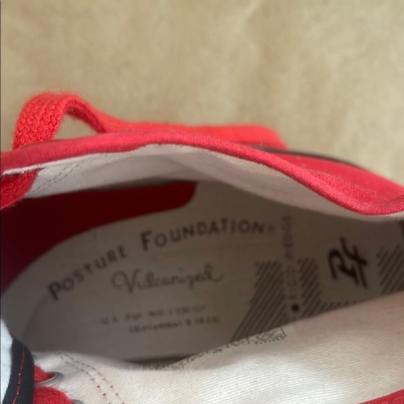 P.F flyers hi tops red - Picture 7 of 8